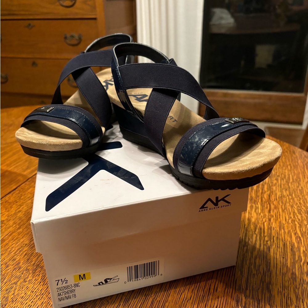 Anne Klein heel sandal 👡